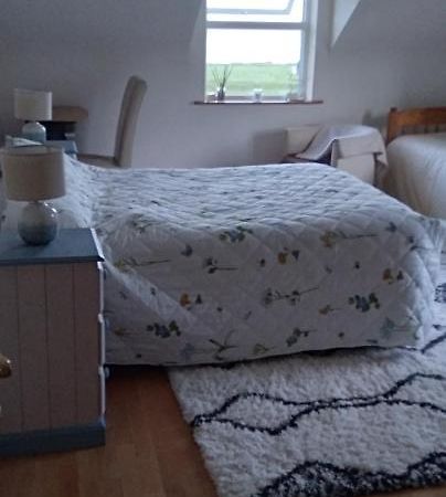 Sea View Room.. Castlemagee ภายนอก รูปภาพ